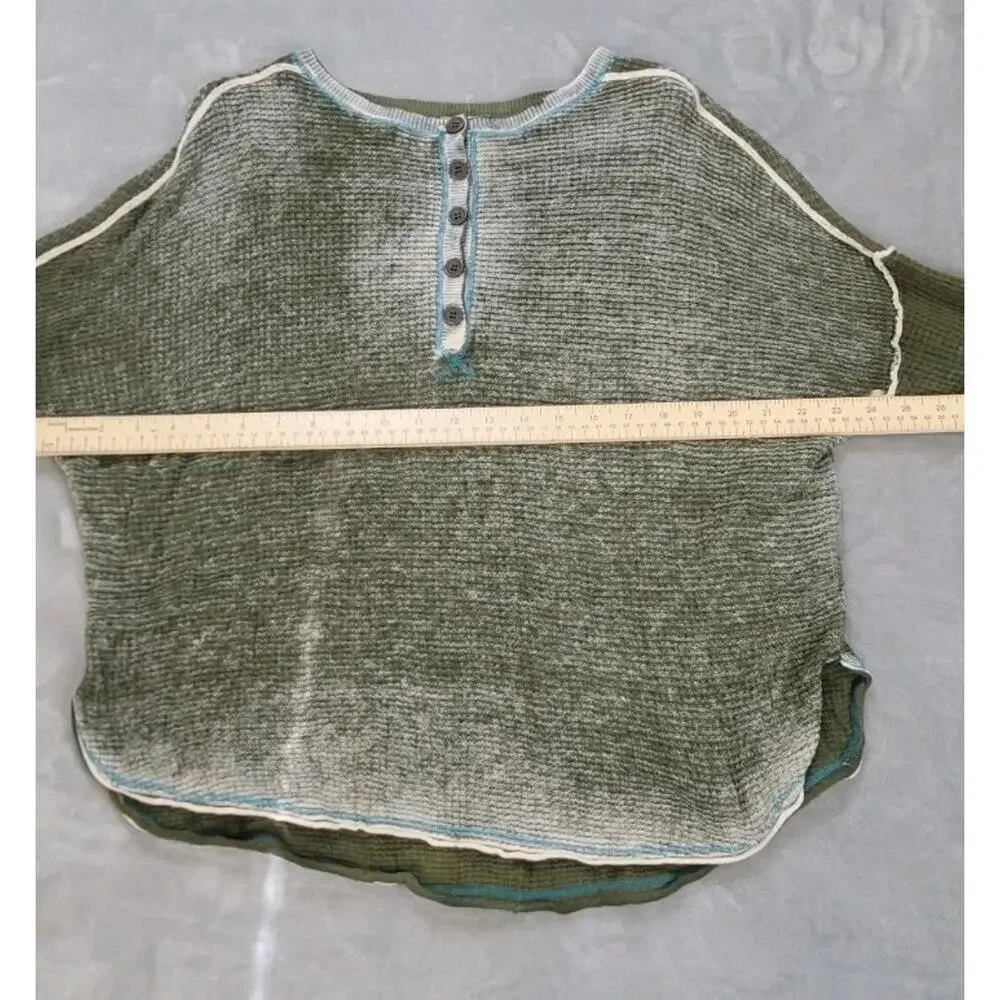 Sundance Gentry Waffle Knit Thermal Henley Top olive Green Medium oversized - Picture 4 of 8
